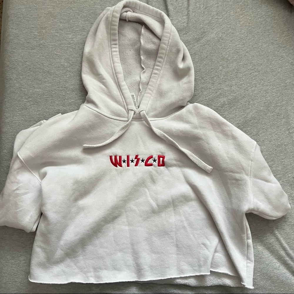 Wisconsin Cropped White Hoodie